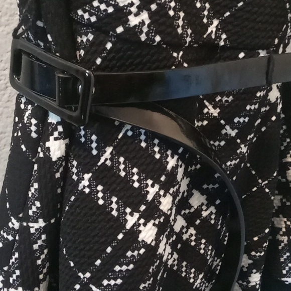 Office all in one dress - Picture 3 of 4